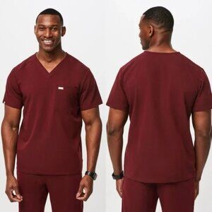 Figs Leon Scrub Top Men's Three-Pocket Medical Nurse Utility Shirt Burgundy Sz L
